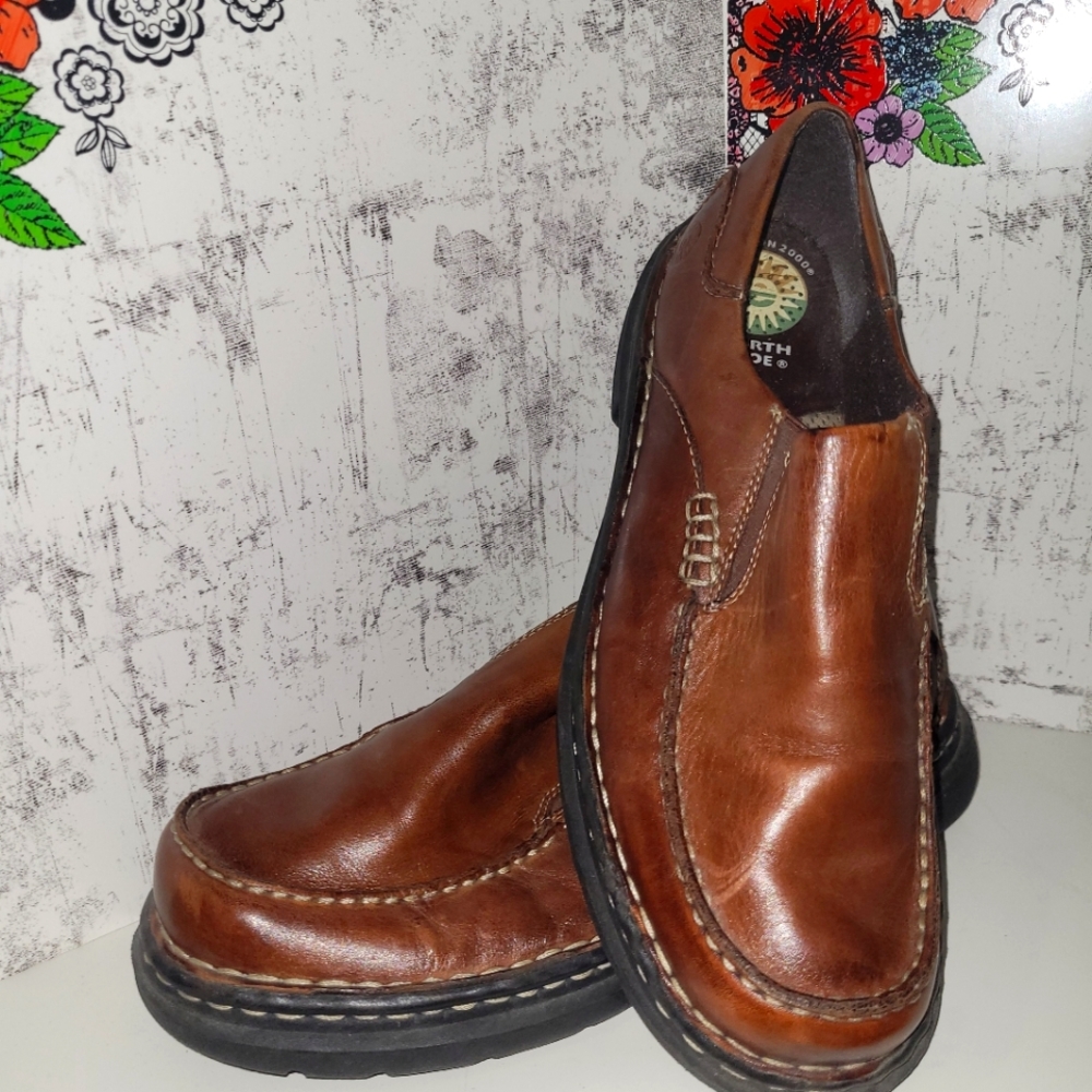 Earth Shoe, brown casual flats, size 8.5